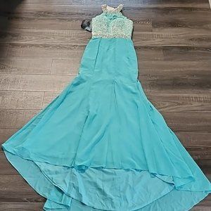 🌴 Fanciest lace & beaded mermaid Dress 🌴